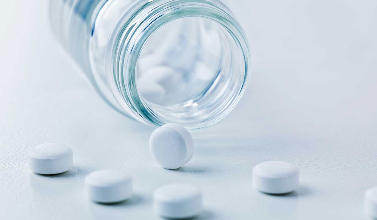 Medicine jar and pills
